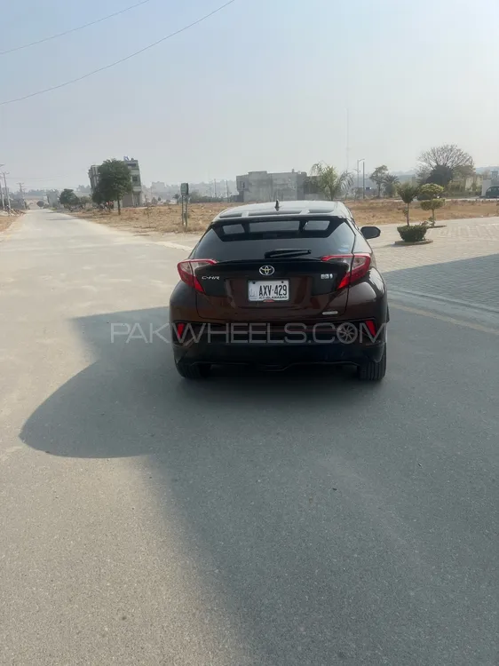 Toyota C-HR 2017 for Sale in Attock Image-1