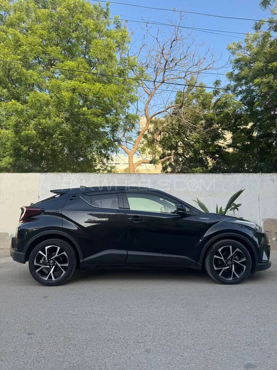 Toyota C-HR 2018 for Sale in Karachi Image-1