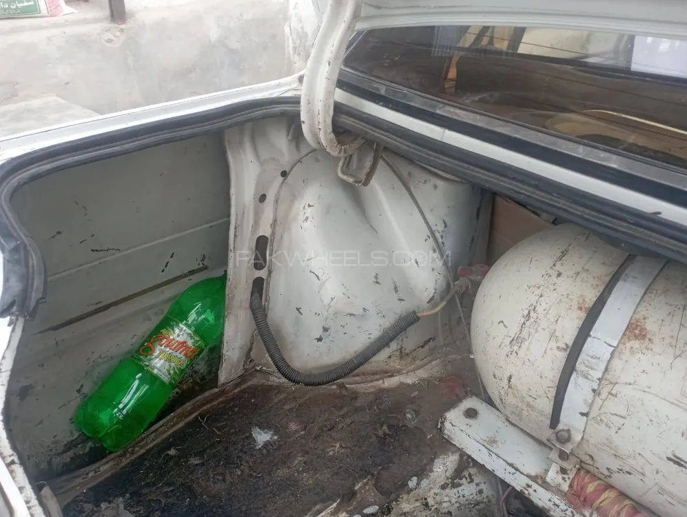 Toyota Corolla 1984 for Sale in Mardan Image-1