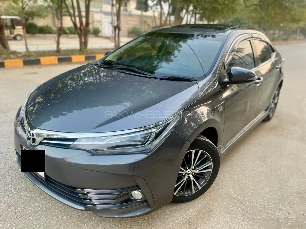 Toyota Corolla 2018 for Sale in Karachi Image-1