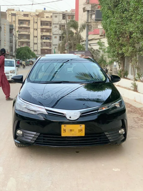 Toyota Corolla 2018 for Sale in Karachi Image-1