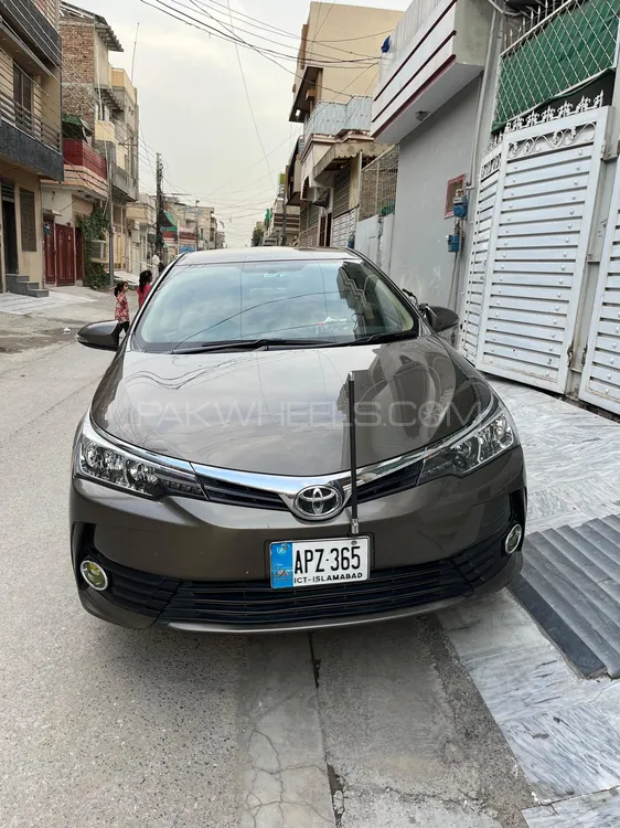 Toyota Corolla 2019 for Sale in Peshawar Image-1