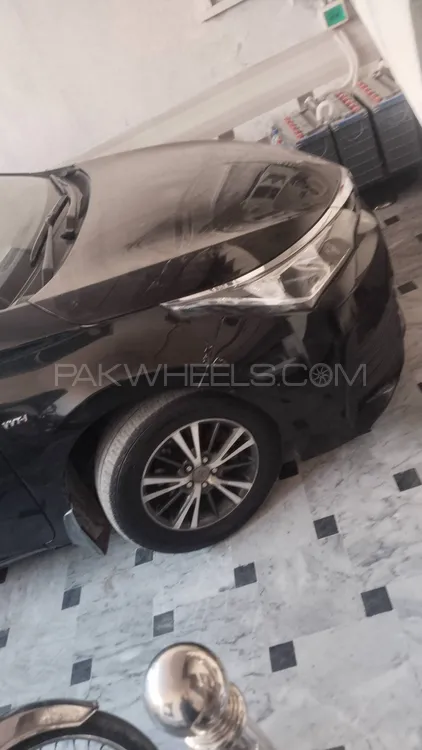Toyota Corolla 2016 for Sale in Gojra Image-1