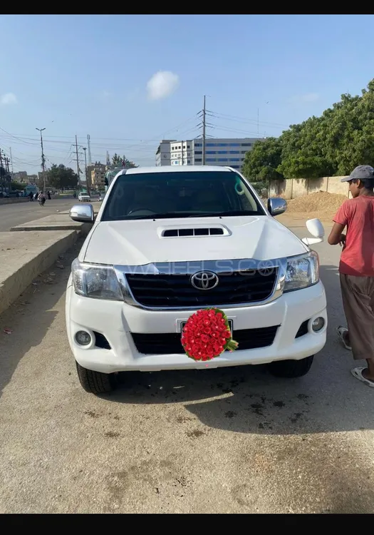 Toyota Hilux 2012 for Sale in Karachi Image-1