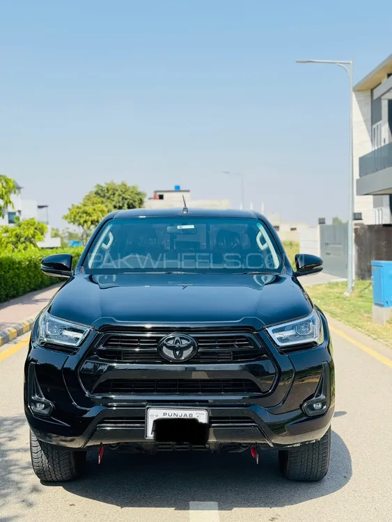 Toyota Hilux 2023 for Sale in Gujrat Image-1