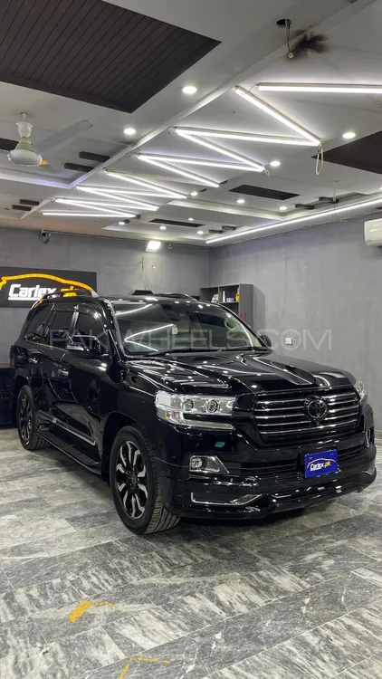 Toyota Land Cruiser 2020 for Sale in Islamabad Image-1