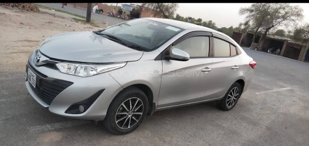 Toyota Yaris Sedan 2020 for Sale in Khanewal Image-1