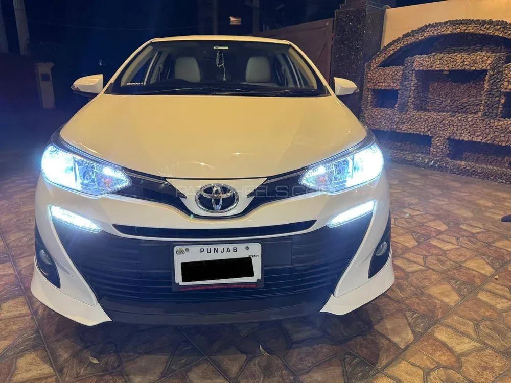 ٹویوٹا یارس سیڈان 2022 for Sale in لاہور Image-1