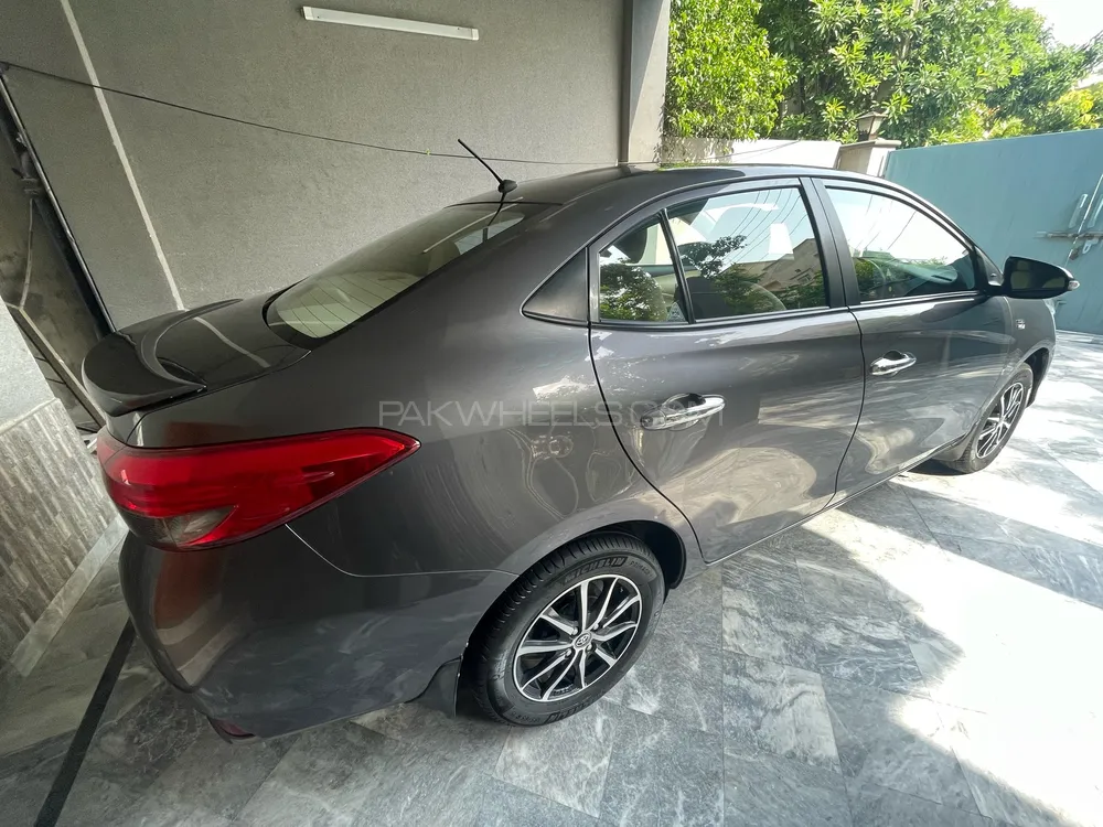 Toyota Yaris Sedan 2021 for Sale in Lahore Image-1