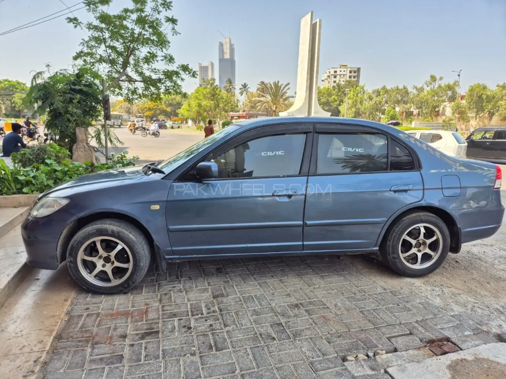 Honda Civic 2004 for Sale in Karachi Image-1