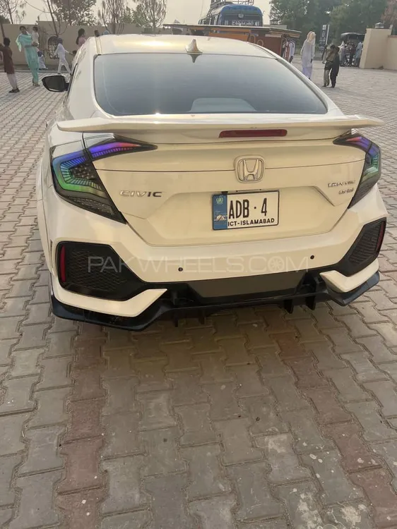 Honda Civic 2017 for Sale in Okara Image-1