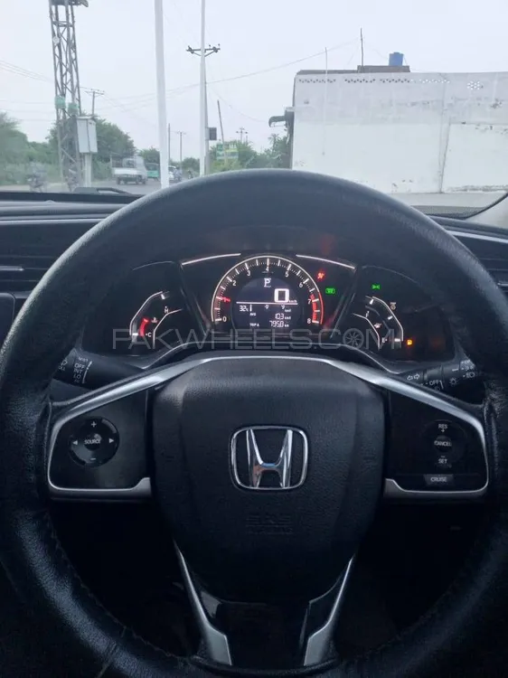 Honda Civic 2018 for Sale in Rawalpindi Image-1