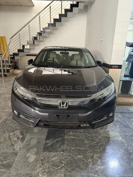 Honda Civic 2020 for Sale in Peshawar Image-1