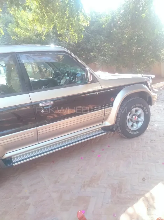 مٹسوبیشی پجیرو 1994 for Sale in اوکاڑہ Image-1