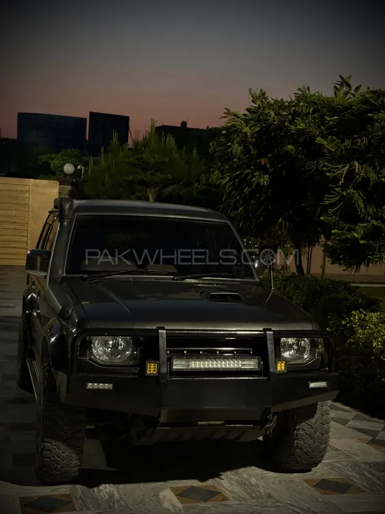 مٹسوبیشی پجیرو 1992 for Sale in سیالکوٹ Image-1