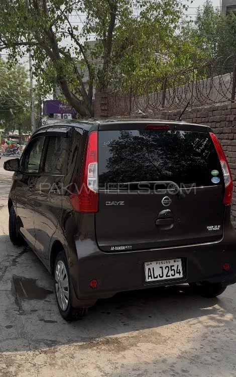 نسان ڈیز 2018 for Sale in فیصل آباد Image-1