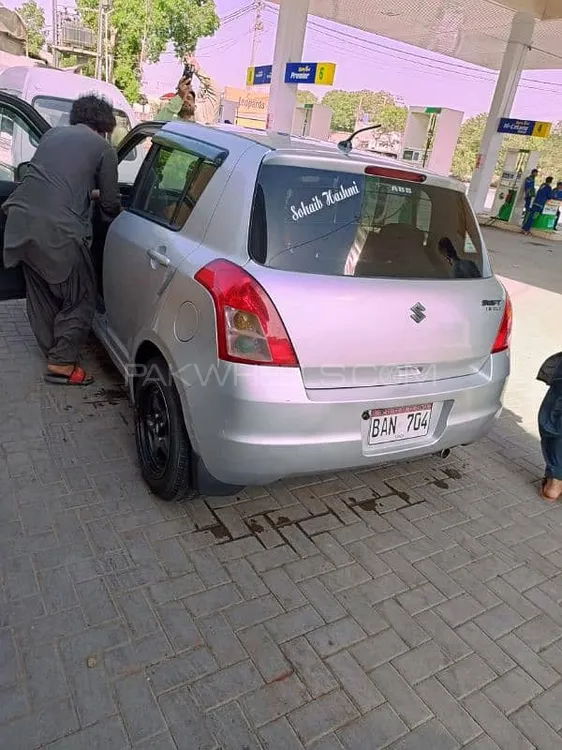 Suzuki Swift 2013 for Sale in Karachi Image-1