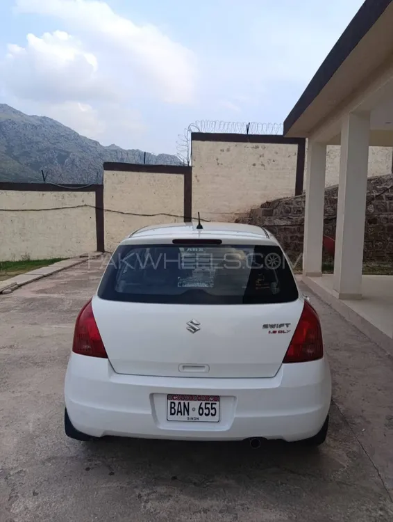 Suzuki Swift 2013 for Sale in Islamabad Image-1