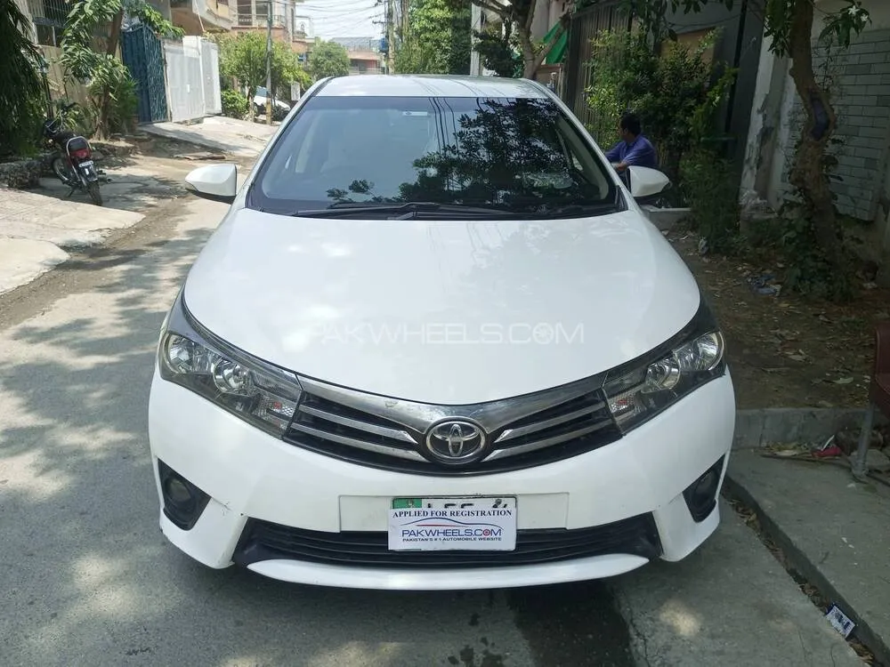 Toyota Corolla 2014 for Sale in Lahore Image-1