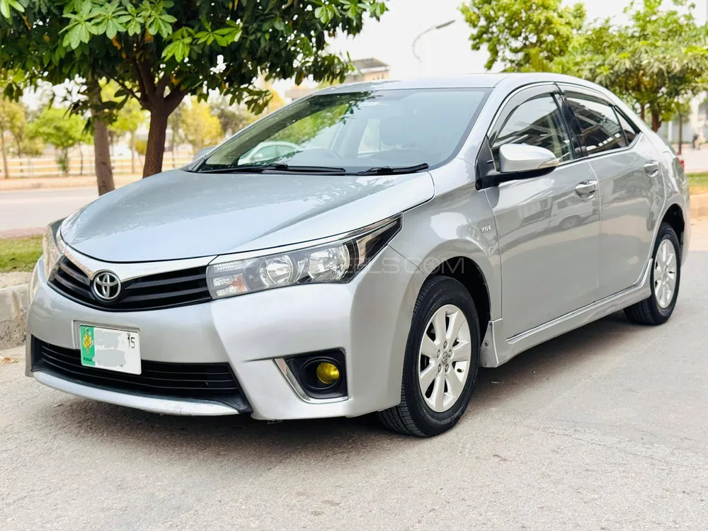 Toyota Corolla 2015 for Sale in Islamabad Image-1