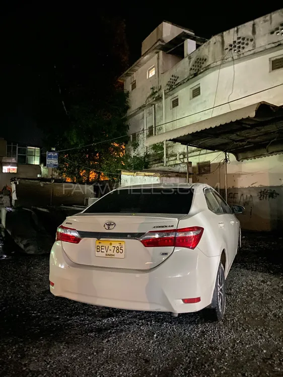 Toyota Corolla 2015 for Sale in Abbottabad Image-1