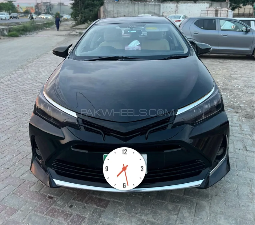Toyota Corolla 2016 for Sale in Lahore Image-1