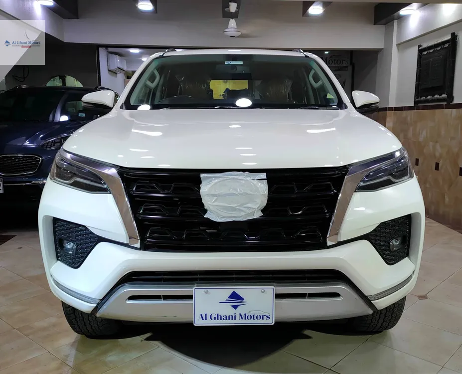 Toyota Fortuner 2022 for Sale in Karachi Image-1