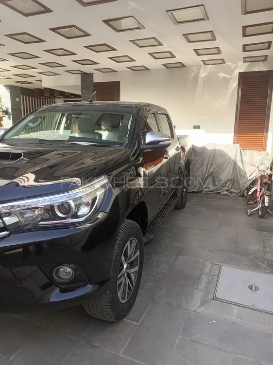 Toyota Hilux 2017 for Sale in Karachi Image-1