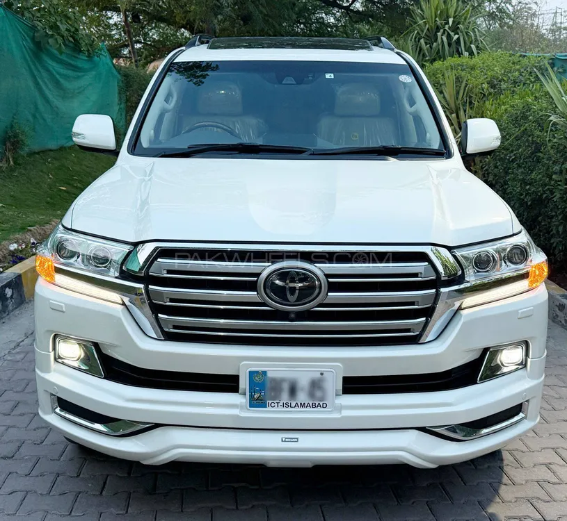 Toyota Land Cruiser 2019 for Sale in Islamabad Image-1