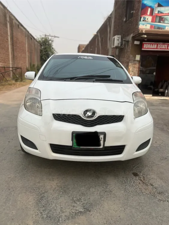 Toyota Vitz 2009 for Sale in Gujranwala Image-1