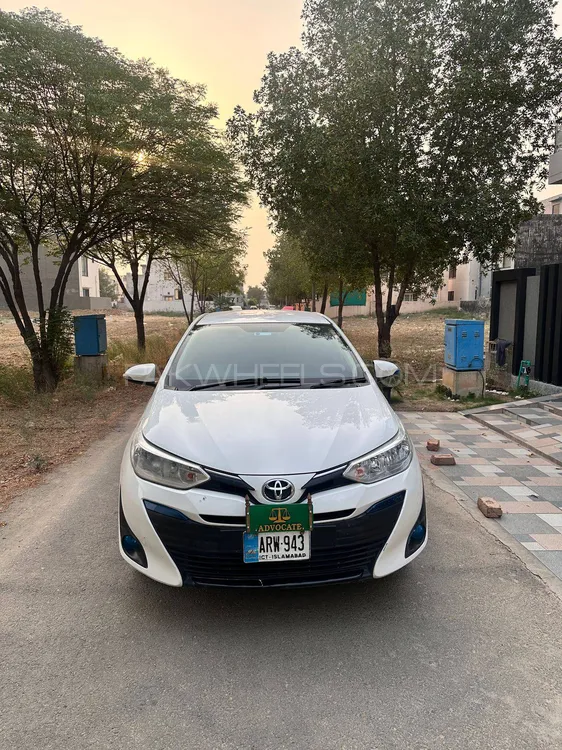 Toyota Yaris Sedan 2020 for Sale in Lahore Image-1