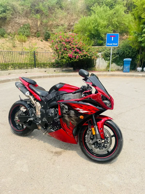 Yamaha YZF-R1 2011 for Sale Image-1