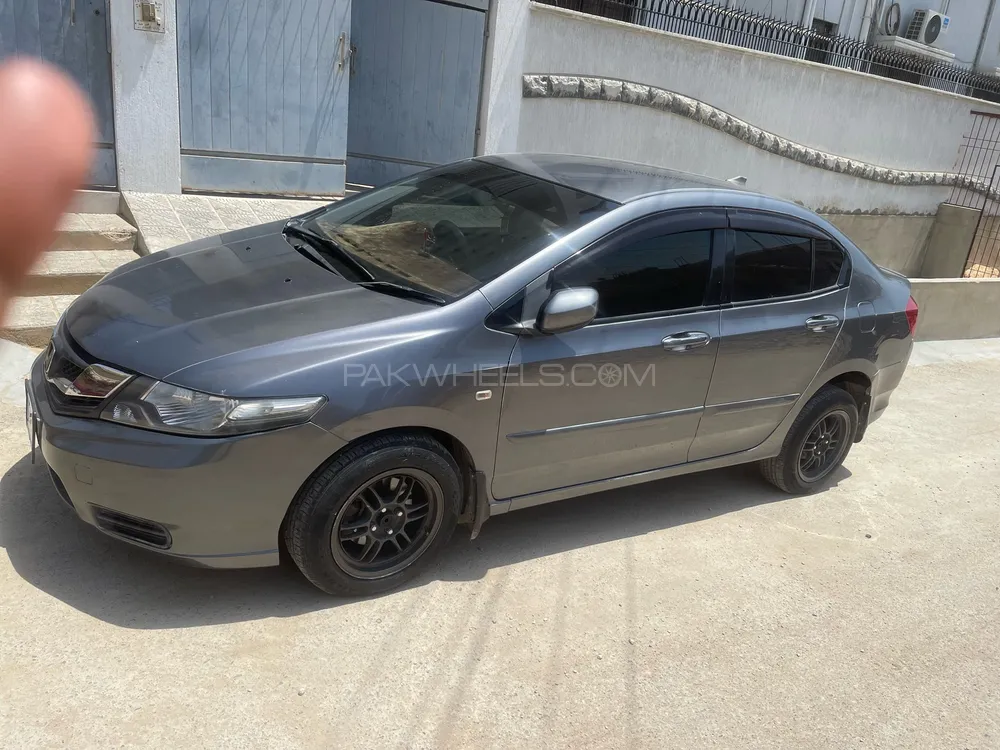 Honda City 2011 for Sale in Karachi Image-1