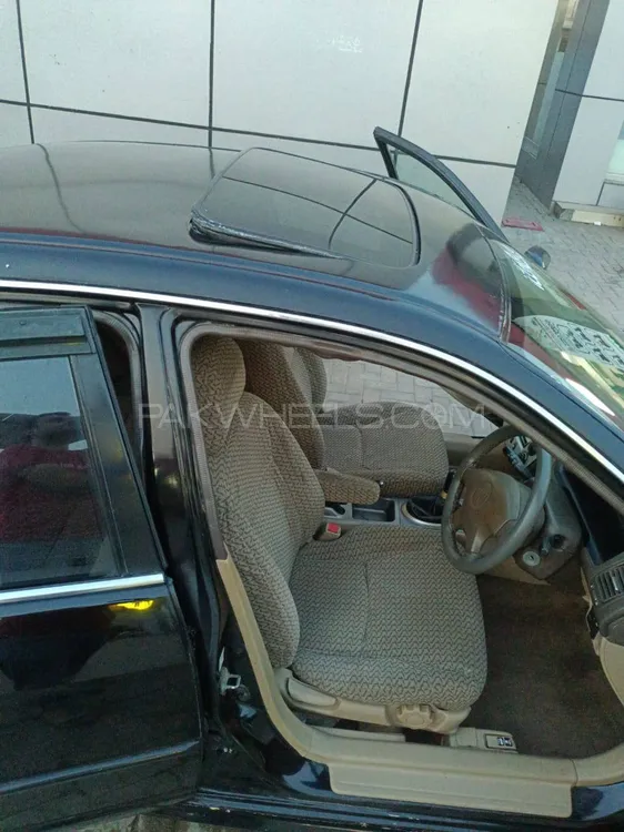 Honda Civic 2004 for Sale in Lahore Image-1