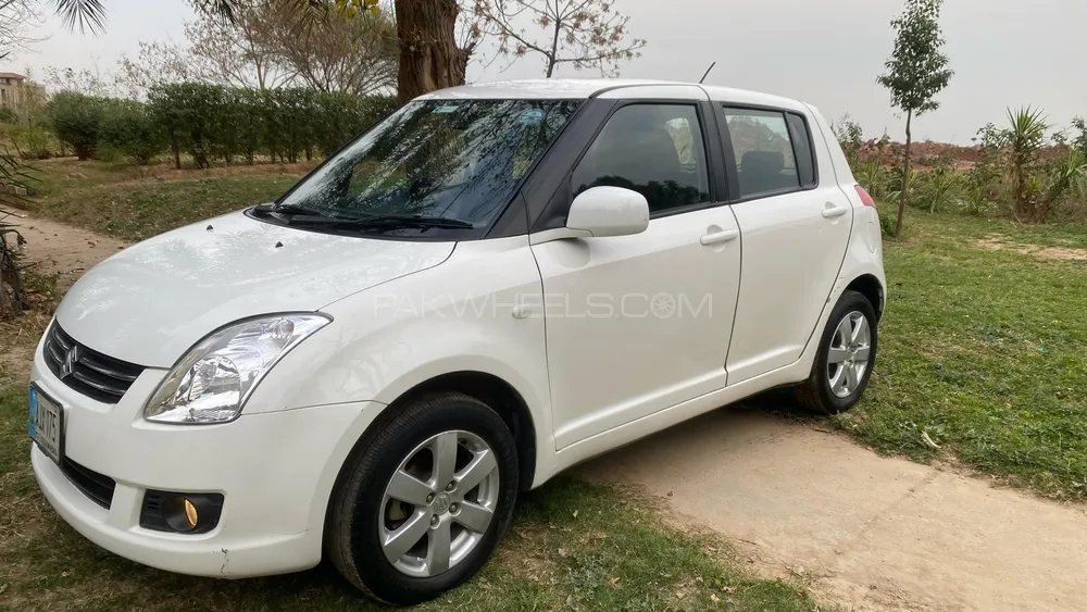 Suzuki Swift 2018 for Sale in Abbottabad Image-1