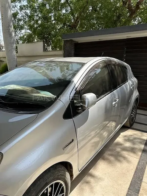 Toyota Aqua 2013 for Sale in Karachi Image-1