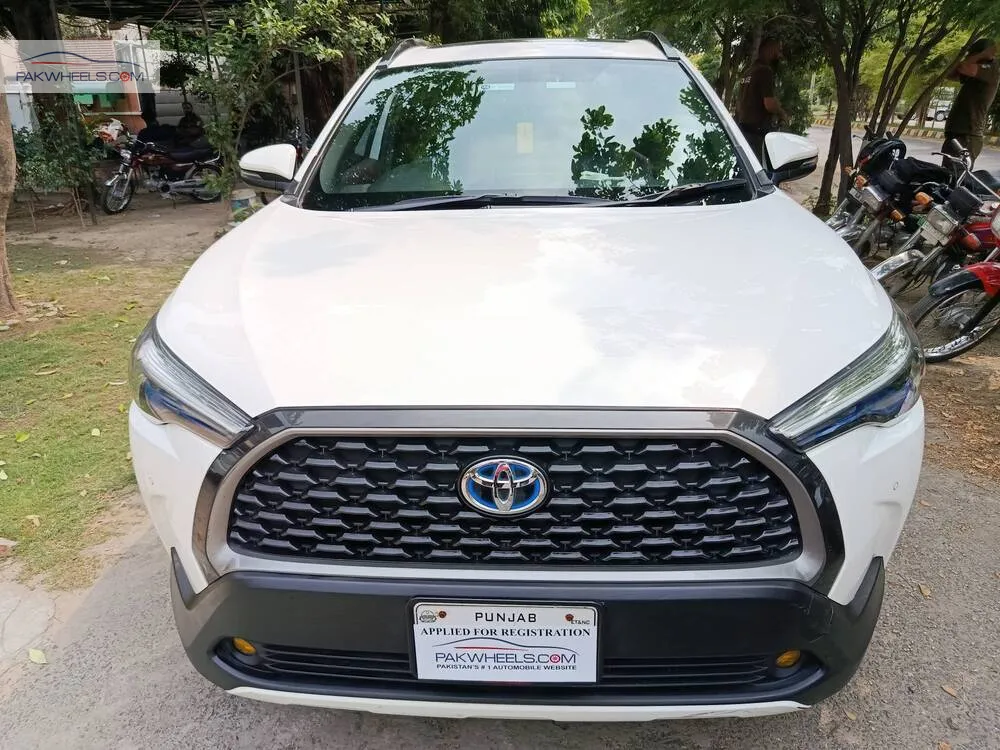 Toyota Corolla Cross 2024 for Sale in Lahore Image-1