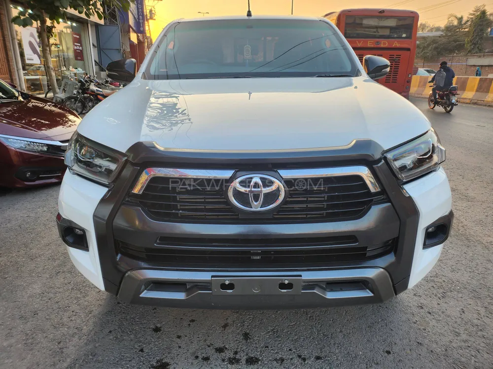 Toyota Hilux 2022 for Sale in Multan Image-1