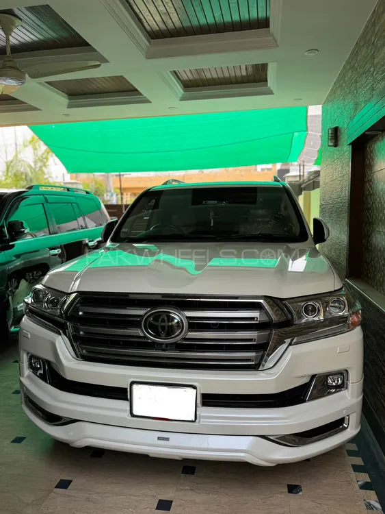 Toyota Land Cruiser 2018 for Sale in Lahore Image-1
