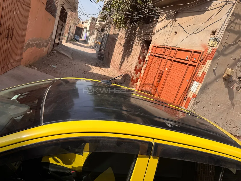 Toyota Pixis Epoch 2018 for Sale in Multan Toyota Pixis Epoch 2018 for Sale in Multan Image-4