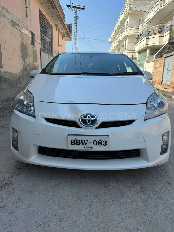 Toyota Prius 2010 for Sale in Lahore Image-1