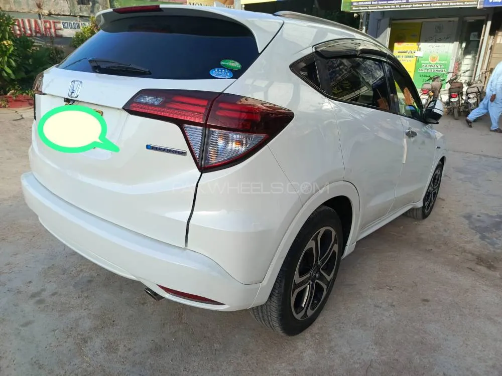 Honda Vezel 2016 for Sale in Karachi Image-1
