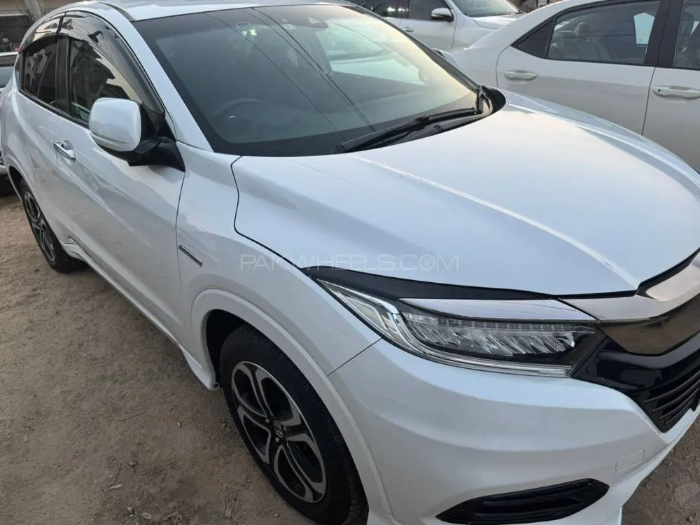 Honda Vezel 2018 for Sale in Karachi Image-1