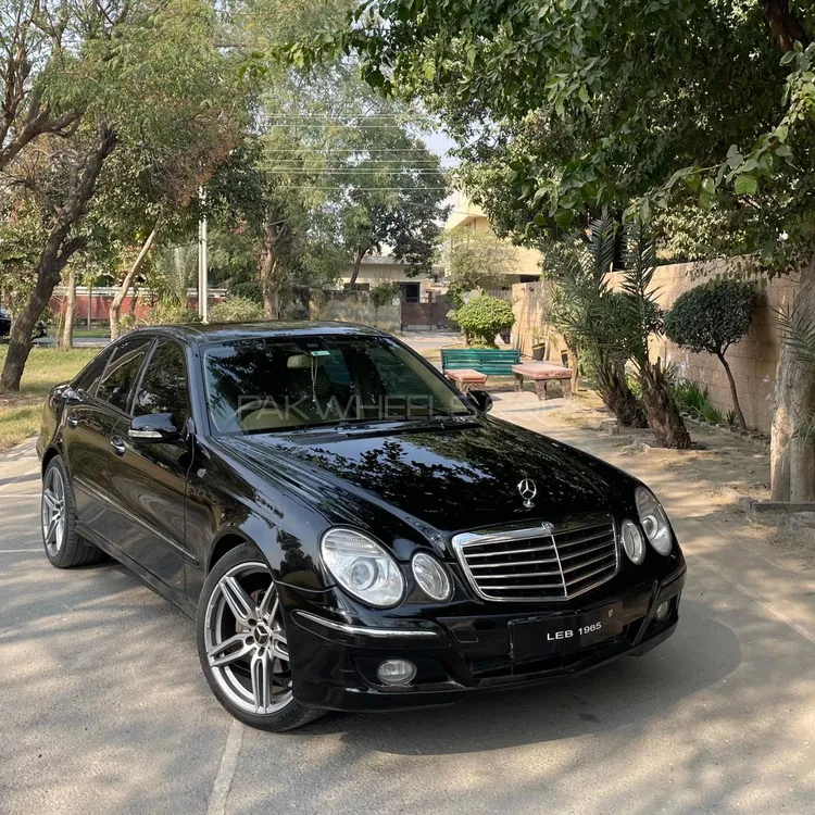 Mercedes Benz E Class 2006 for Sale in Lahore Image-1