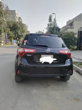 Toyota Vitz F Safety Edition III 2018 for Sale