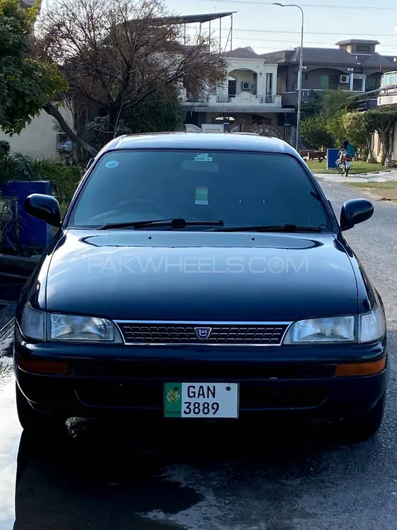 Toyota Corolla 2000 for Sale in Gujranwala Image-1