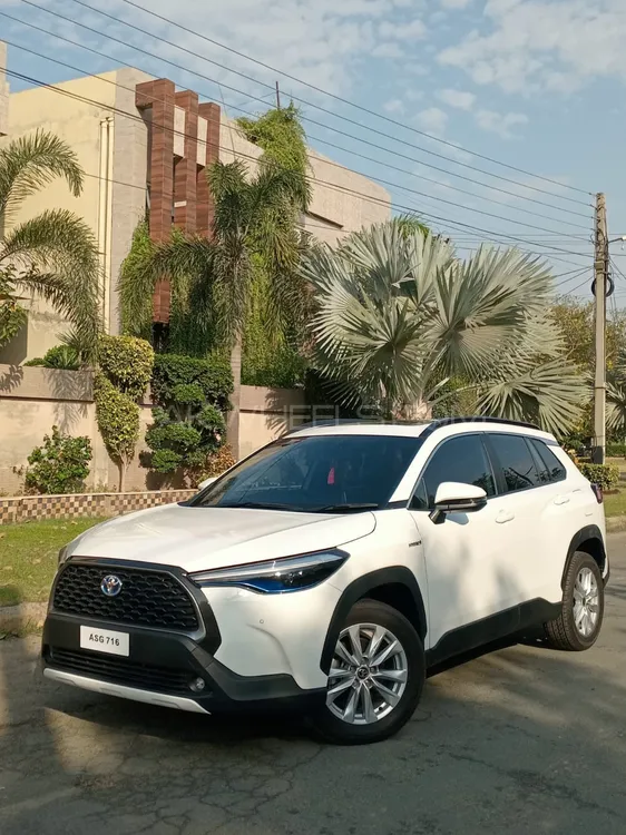 Toyota Corolla Cross 2024 for Sale in Lahore Image-1