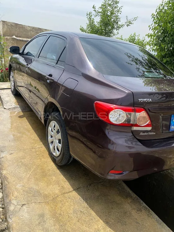 Toyota Corolla 2013 for Sale in Islamabad Image-1