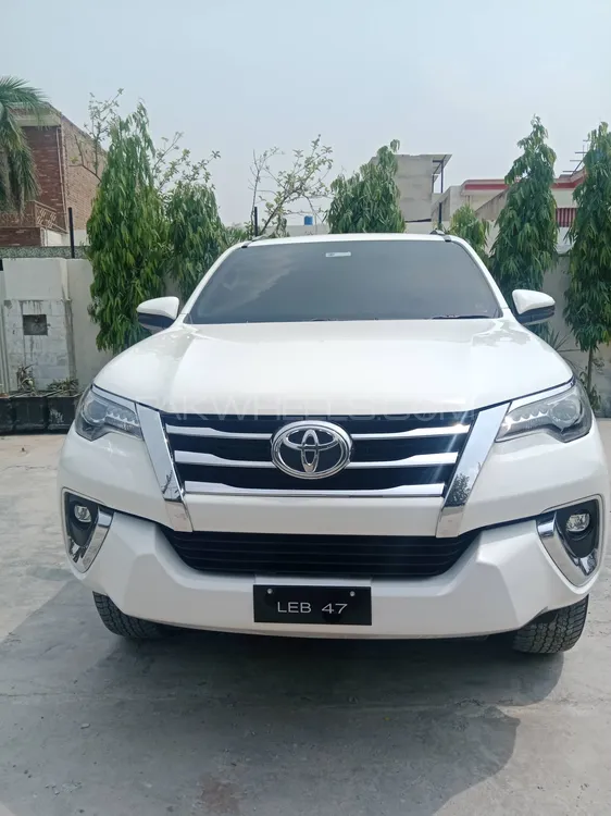 Toyota Fortuner 2019 for Sale in Sahiwal Image-1