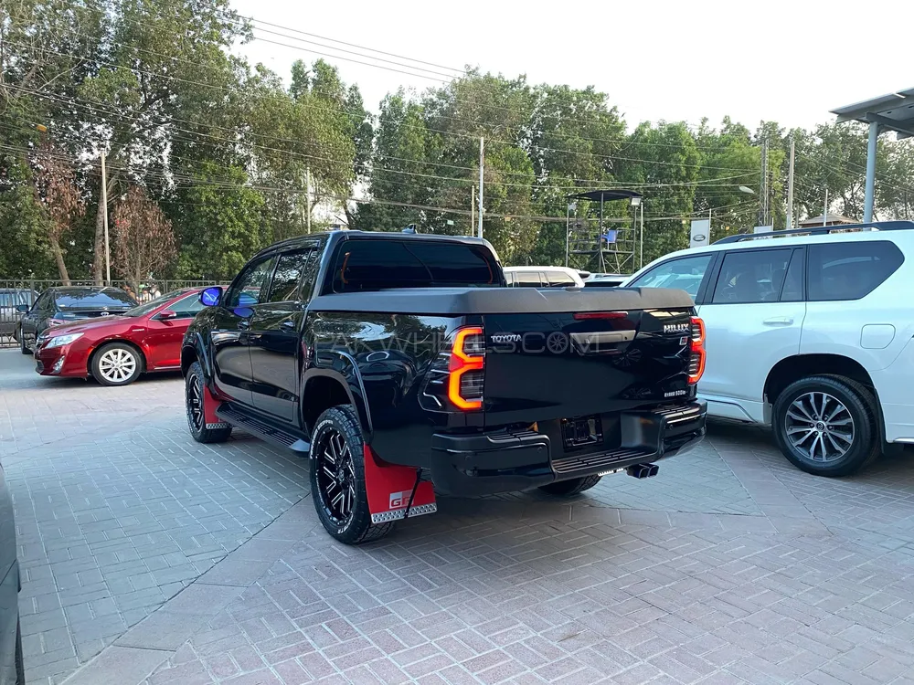 Toyota Hilux 2022 for Sale in Karachi Image-1